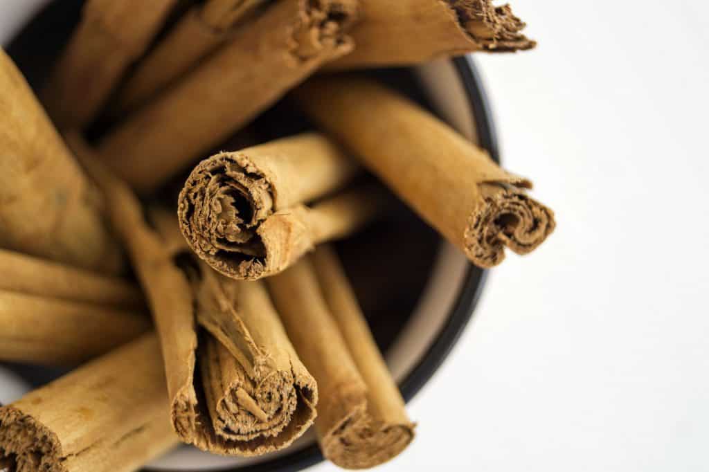 How Cinnamon Lowers Blood Sugar 