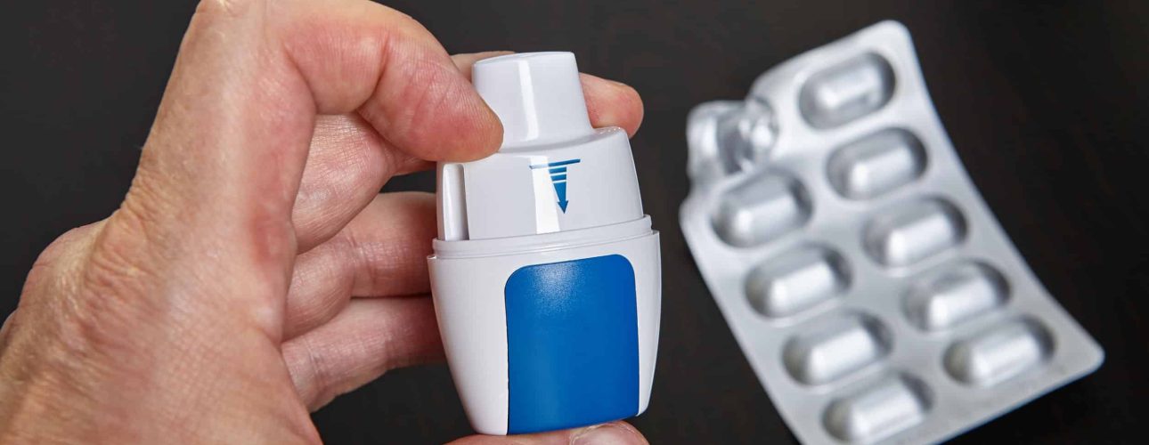 Bronchodilator inhaler with budesonide and formoterol. Dry powder in capsules for inhalation. It is used to treat respiratory diseases such as chronic obstructive pulmonary disease and asthma.